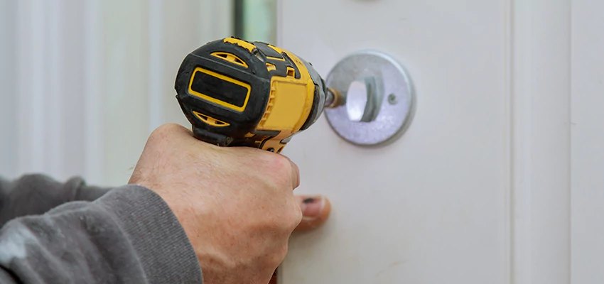 Street Locksmith For Smart Lock Repair in Rolling Meadows, IL