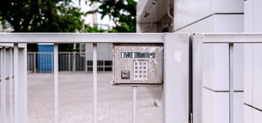 Gate Locks For Metal Gates in Rolling Meadows, Illinois