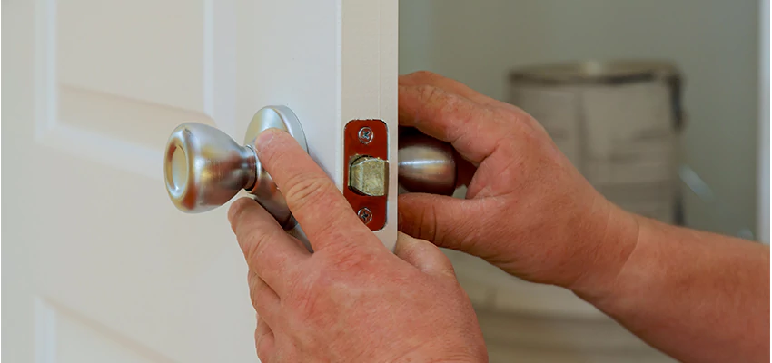 AAA Locksmiths For lock Replacement in Rolling Meadows, Illinois