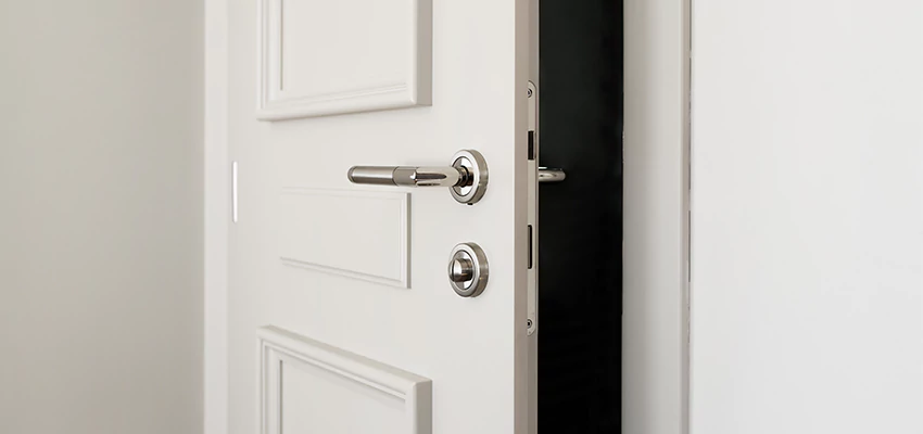 Folding Bathroom Door With Lock Solutions in Rolling Meadows, IL